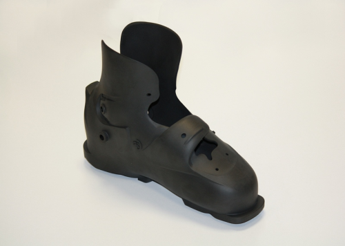 Using 3D printing allows the skiboot to have three different insoles, with each one higher in the front part compared to the rear part.