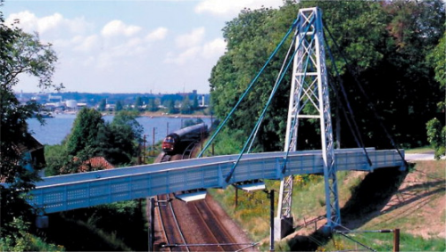 Figure 8: The Fiberline FRP footbridge.