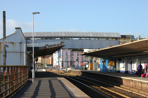 The railway station in the English seaside town of Dawlish has seen a corroded steel footbridge replaced with a composite version.