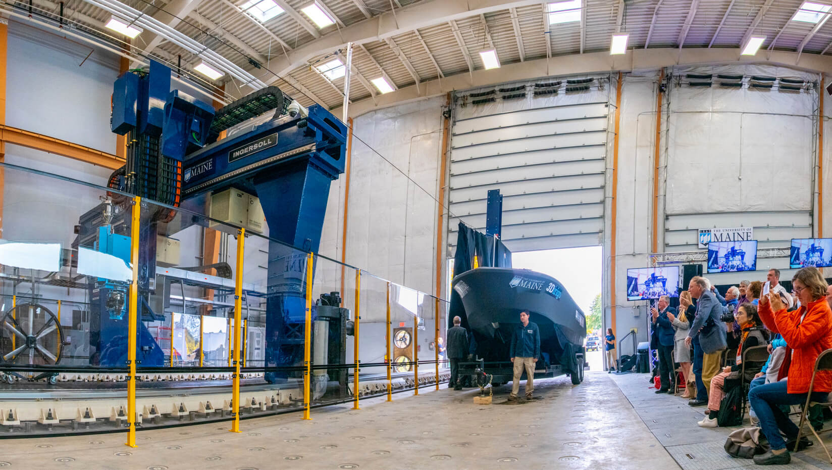 The University of Maine has printed the largest additive manufactured (AM) boat on the world’s largest prototype polymer 3D printer.