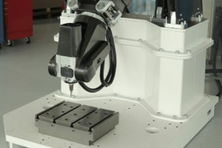 The reconfigurable carbon composite robotic machine tool built by the AMRC.