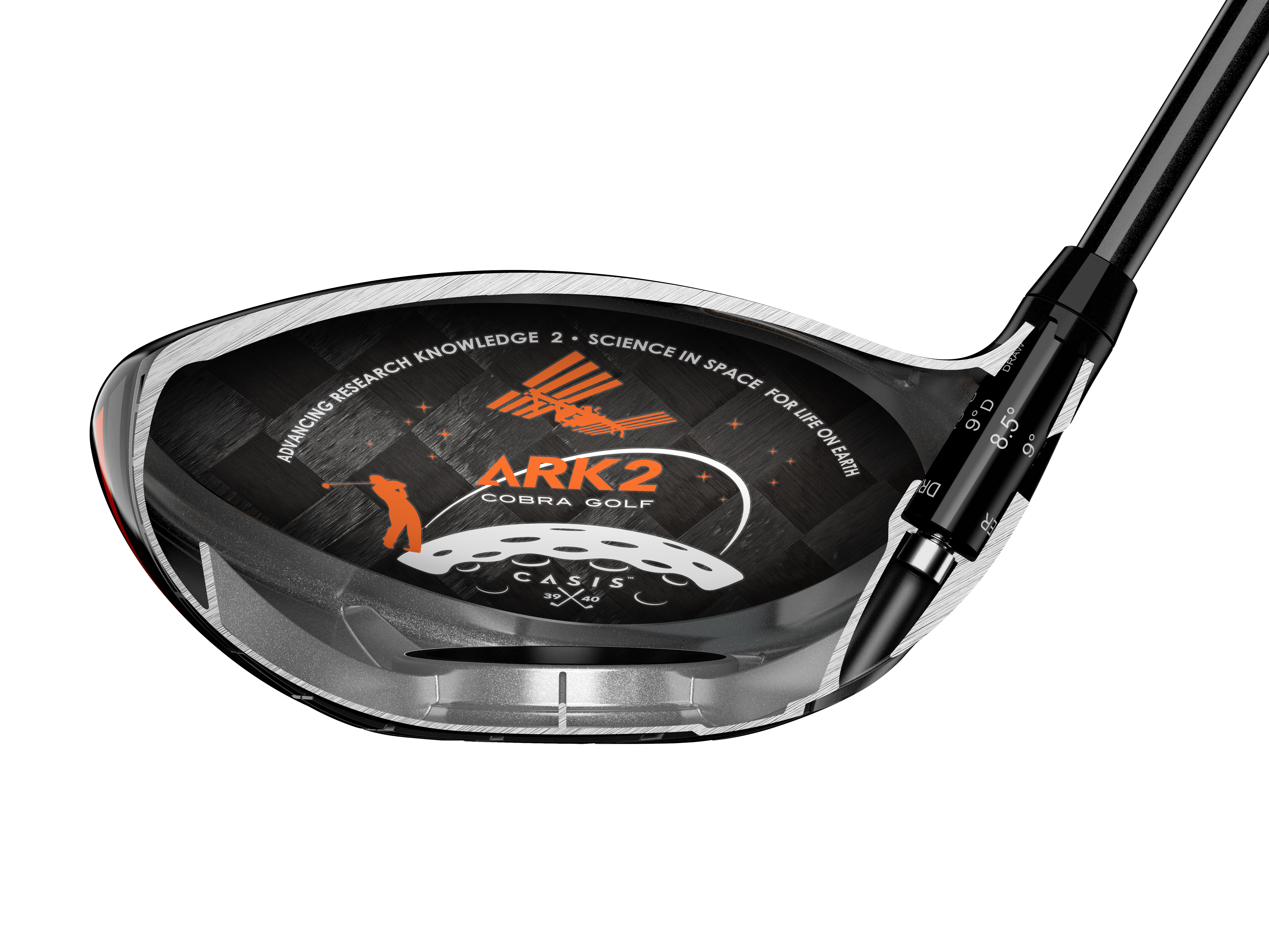 Using TeXtreme in the crown reportedly reduced the golf club’s total weight by 20%.