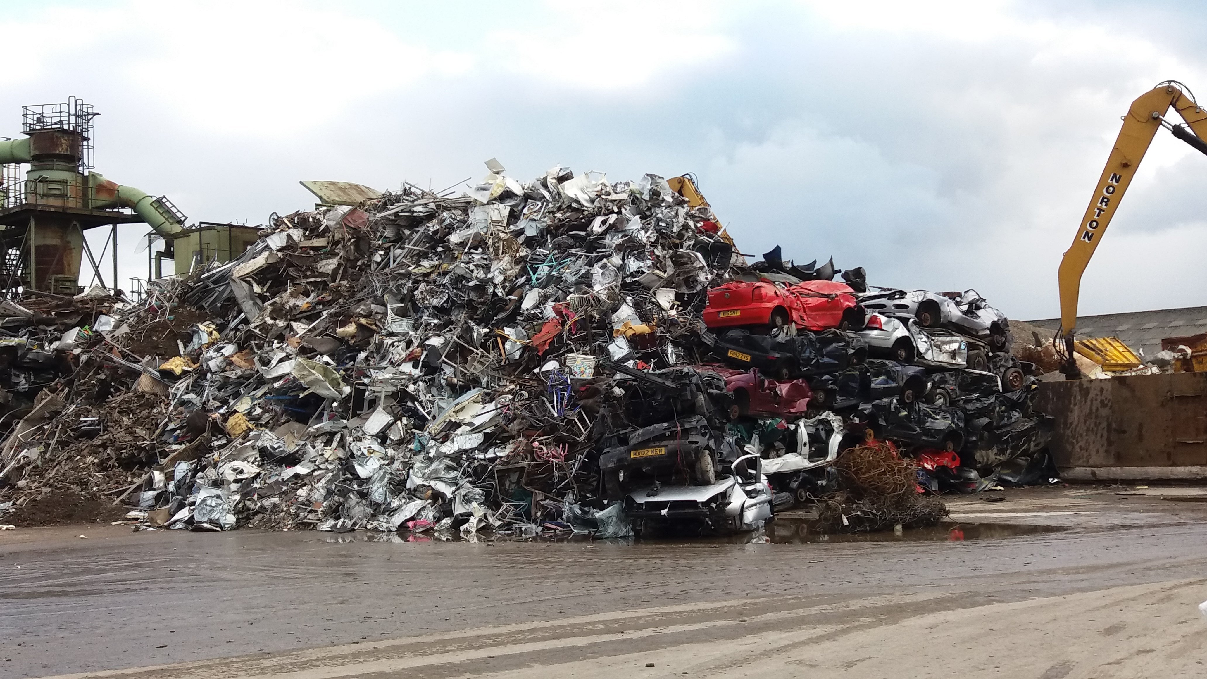 Composites UK has put together a new report covering how to best dispose of or recycle of waste fiber reinforced polymer material.