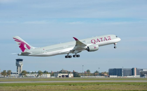 The no. 1 A350 XWB aircraft for global launch customer Qatar Airways – which has 43 A350-900s and 37 A350-1000s on order – takes to the skies for the first time prior to its delivery. (Picture © Airbus.)