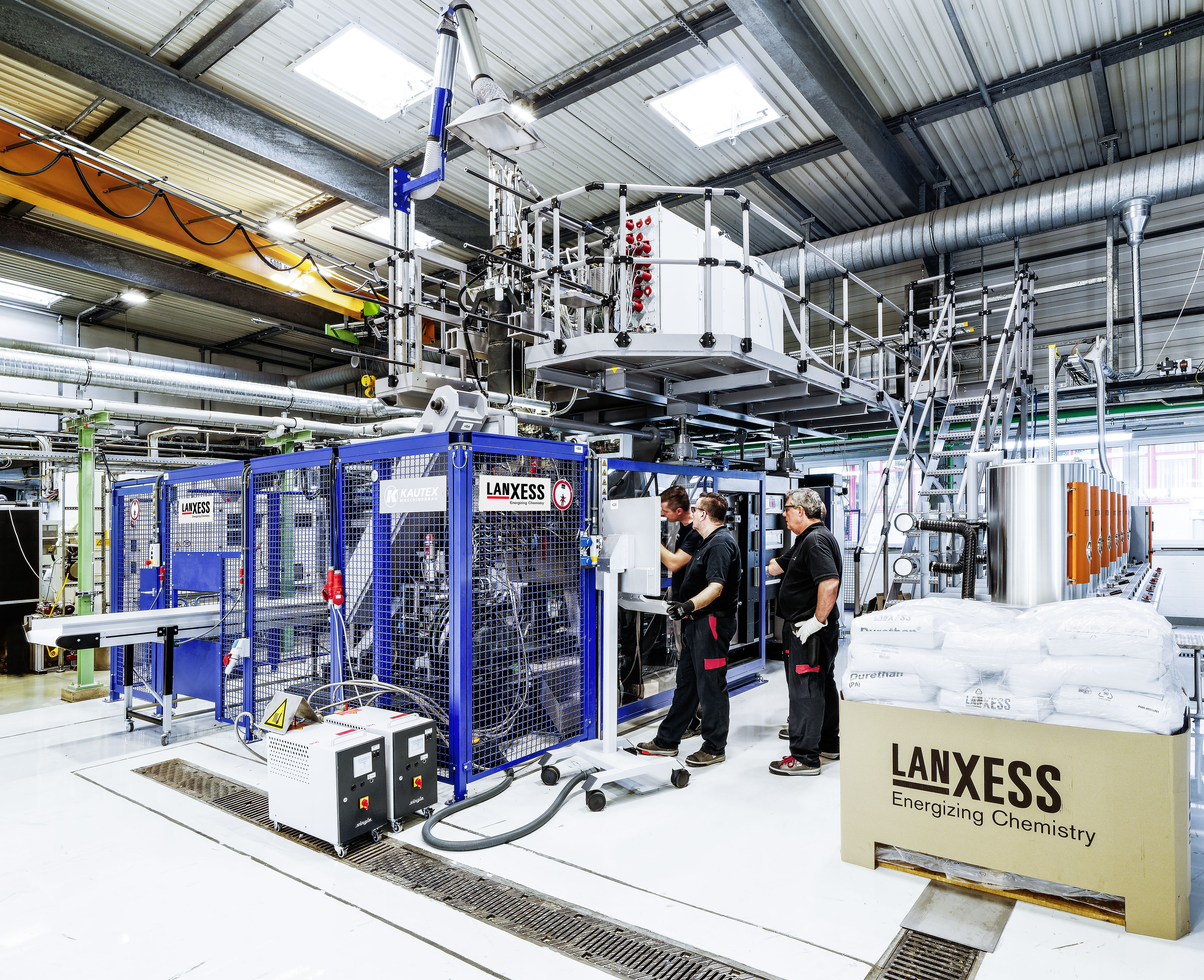 The new machine is a KBS20-SB extrusion blow-molding machine from Bonn-based Kautex Maschinenbau GmbH. (Photo courtesy Lanxess AG.)