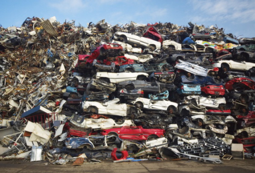 The EU's End-of-Life Vehicles (ELV) Directive states that 80% of the vehicle weight must be reused and recycled at the end of its service life. This figure will increase to 85% by 2015. (Picture © Eric Gevaert, Shutterstock.com.)