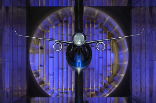 Top story: CSeries wind tunnel model completes tests.