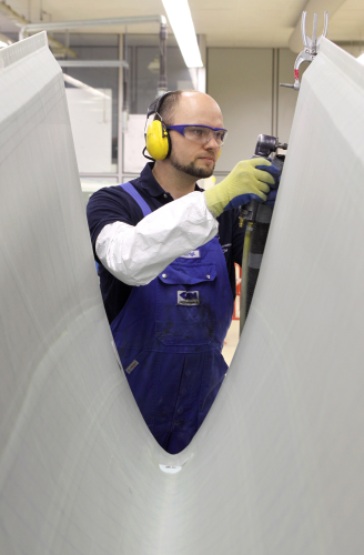 Composite part undergoes finishing at GKN Aerospace, a partner in the UK’s i-Composites consortium.