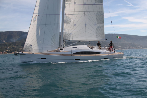Italian yacht Sly 48 uses Scott Bader Crystic Crestomer strucutral adhesives.