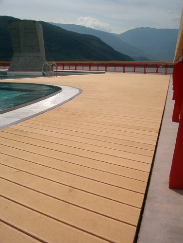 Tech-Wood WPC decking, reinforced with oriented long fibres, is said to provide high bending stiffness and strength.