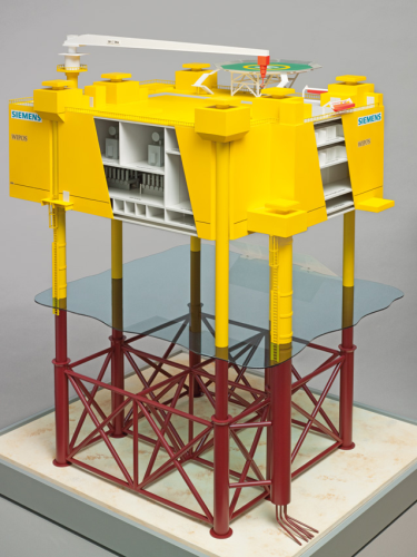 The converter will be set up on an offshore platform, on which alternating current (AC) voltage of 155 kilovolts (kV) will be transformed to 250 kV and then converted into direct current (DC) at the same voltage level. The platform will carry the entire equipment package required for the HVDC converter, essentially comprising the converter itself, two transformers, and the gas-insulated high-voltage switchgear.
