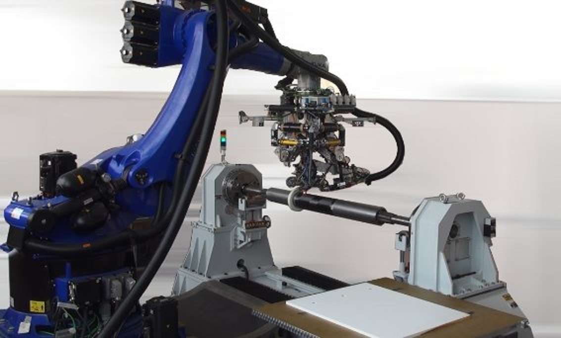 The company says that the AFP machine has eight axes and can carry out automated placement of thermoplastic fibers, thermoset prepregs, and dry fiber material.