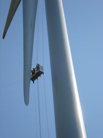WES provides a repair and maintenance service for composite wind turbine components.