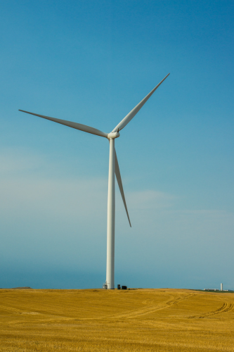 A new Bison wind turbine near New Salem, N.D. (Photo: Business Wire)