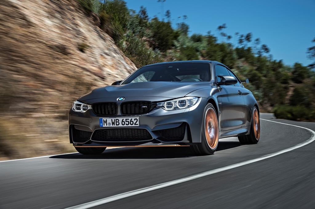 The award is for the BMW M4 GTS Hood made using Solvay’s materials and processes.