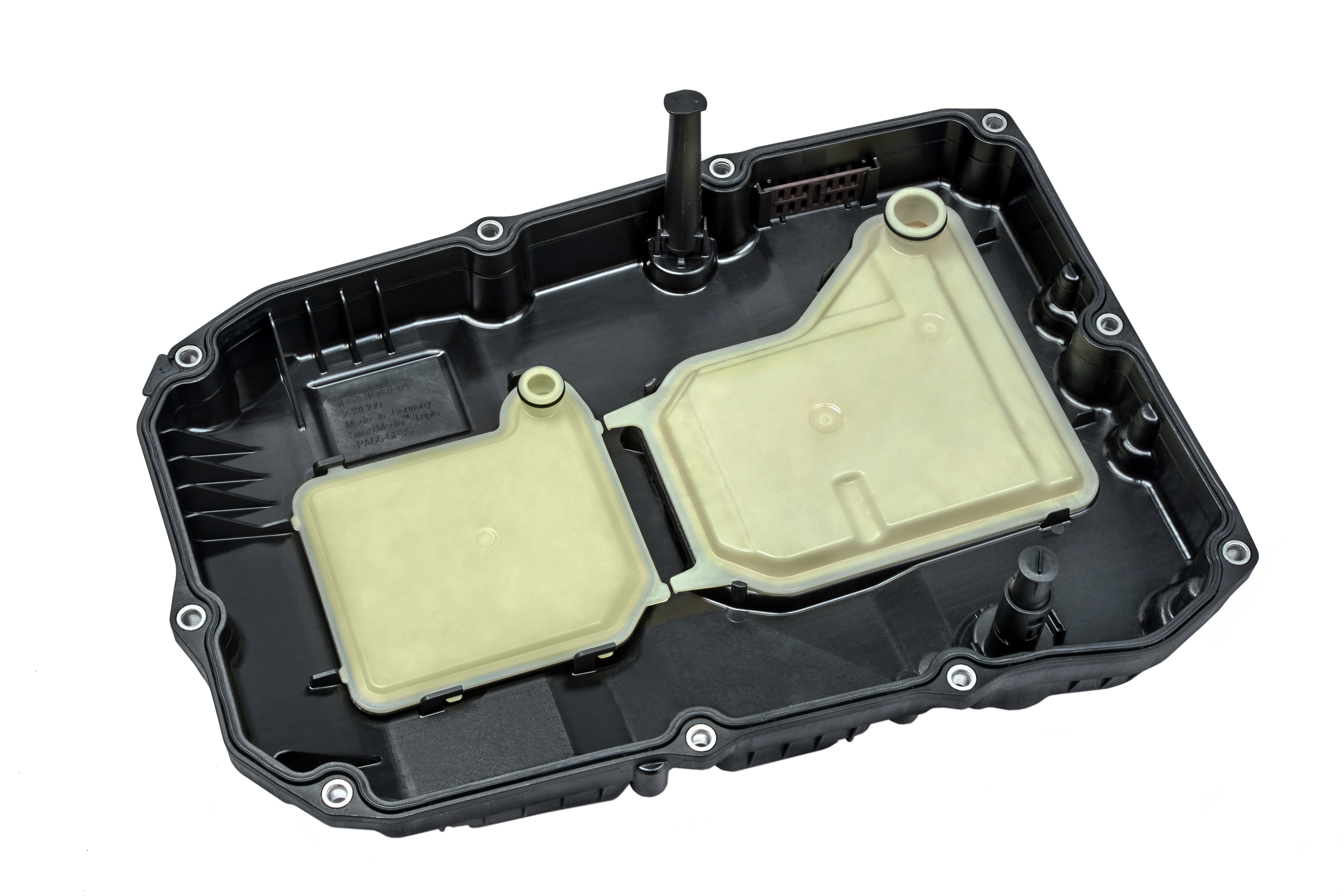 DuPont Performance Materials (DPM) and IBS Filtran demonstrate a new production-ready oil pan made of a high grade glass-fiber-reinforced material which is being used in Daimler’s state of the art nine-speed automatic transmission.